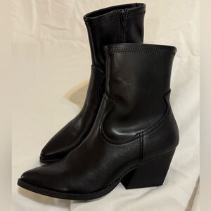 Dolce Vita black bootie